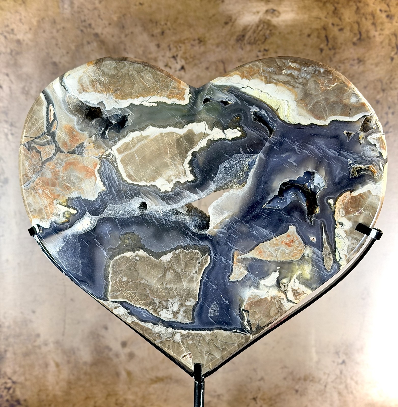 Volcano Agate Heart on Stand - Large 45cm UV Reactive Fluorescent Crystal Sla...