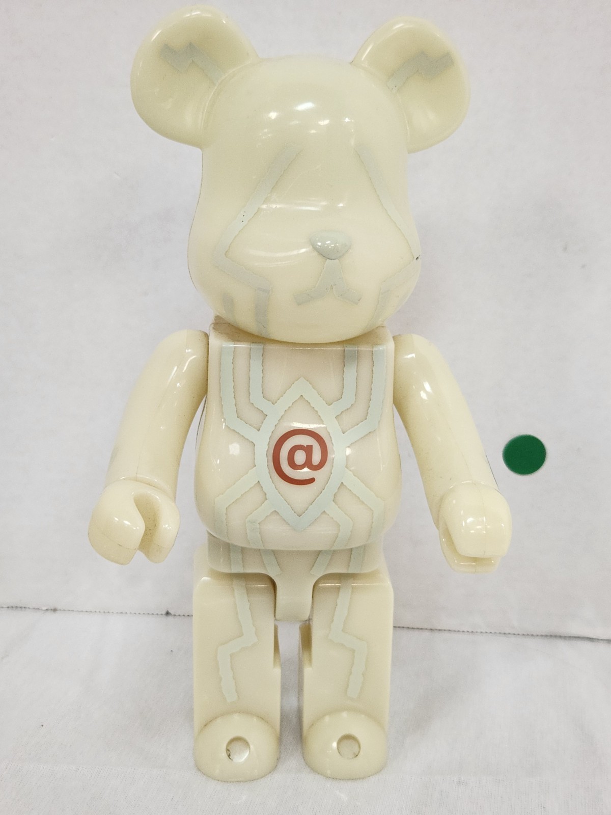 A1007 MEDICOM TOY x Pushead HMV 2003 Bearbrick 400% Figure (Damage Leg)