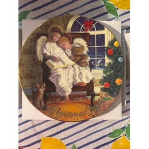 Vintage 1997 Avon Limited Edition Christmas Plate – \