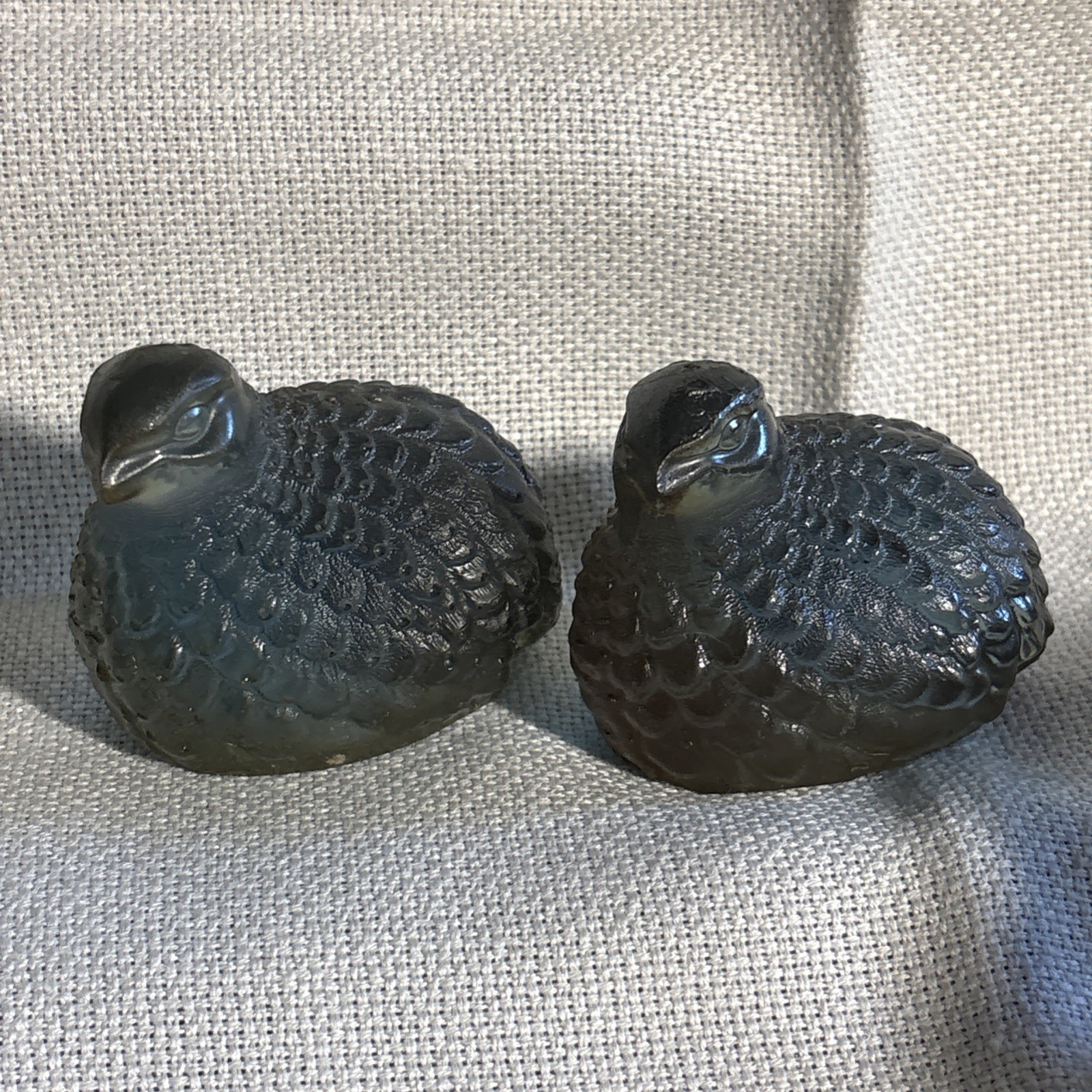 Vtg 1960’s MCM Lucite Resin Quail Figurine Pair Opalescent Iridescent Teal Blue
