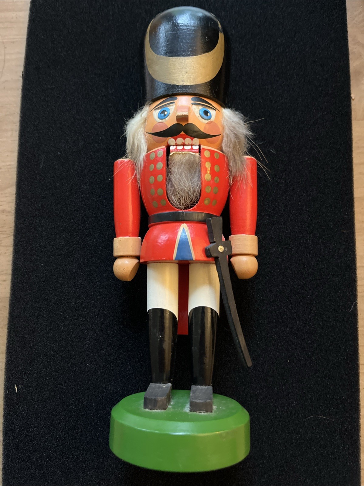 VEB Hodrewa German Democratic Republic(GDR) Wooden Soldier Nutcracker 9” Vintage
