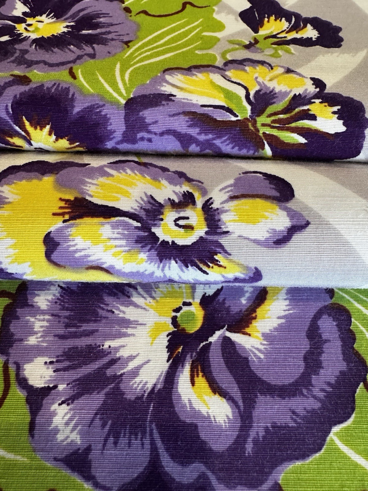 Vintage 1950s California Hand Print Tablecloth Rare Pansy Basket Pattern NWOT