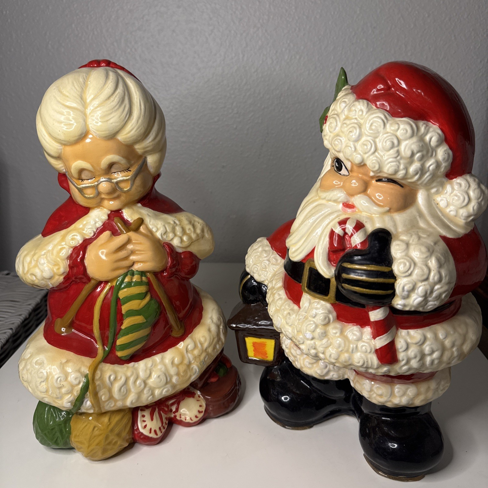 Vintage Set Of Ceramic Atlantic Mold Christmas Mr And Mrs Claus 70s- 