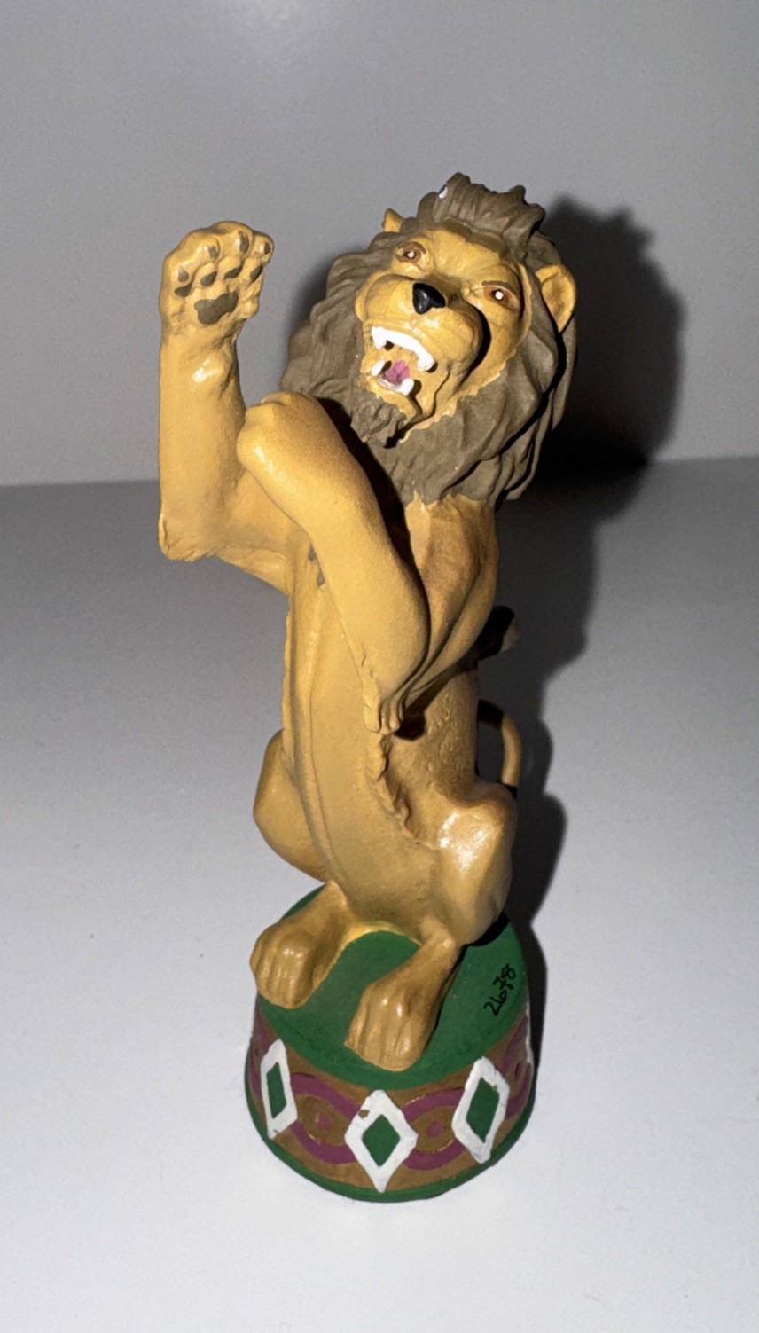 Roaring Lion Figure Hamilton Collection Metal Ringling Bros Barnum Circus Vtg