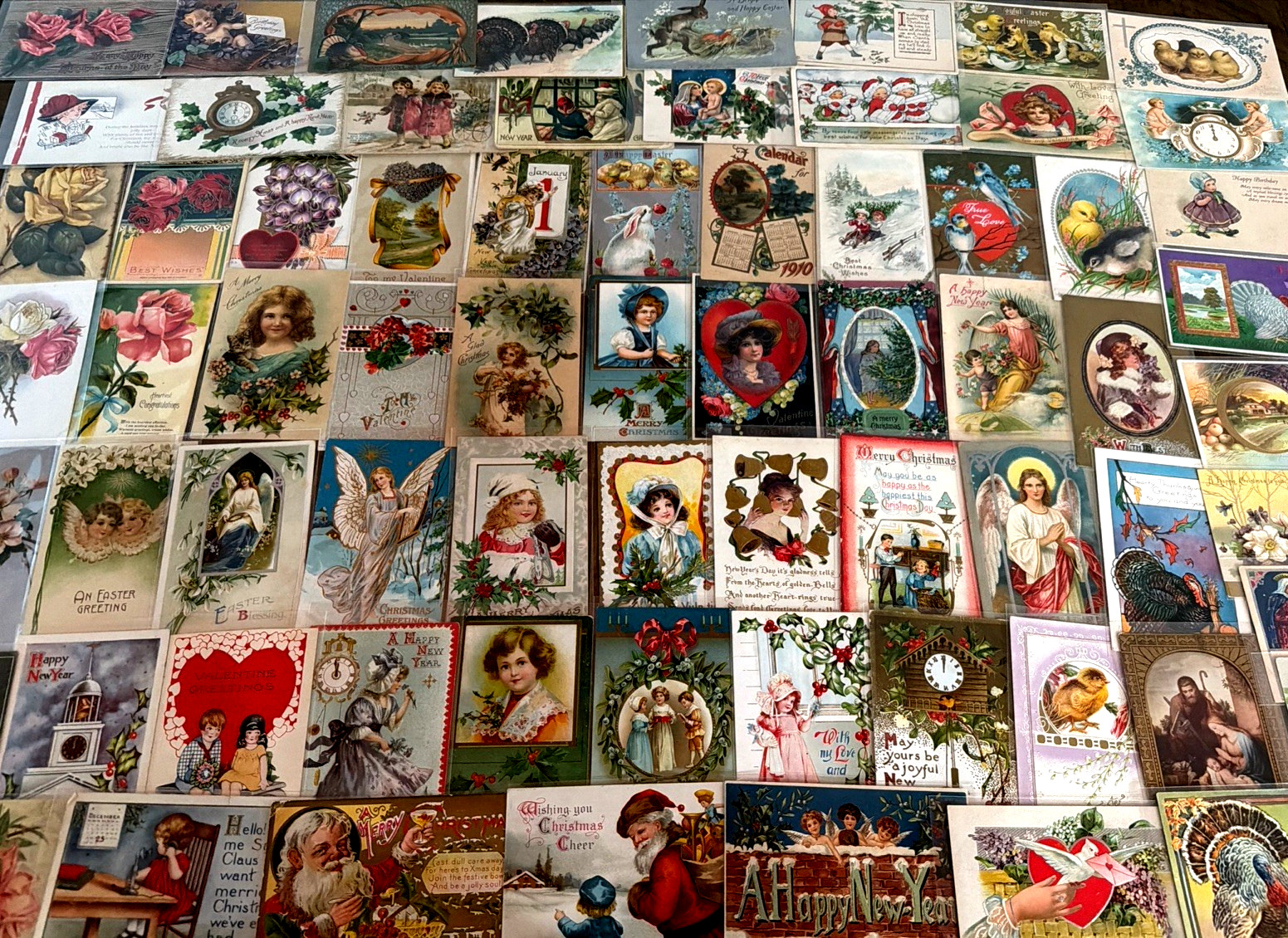 Huge~Lot of 100 Antique 1900's Holidays Greetings Postcards~2 Santa's~in sleeves