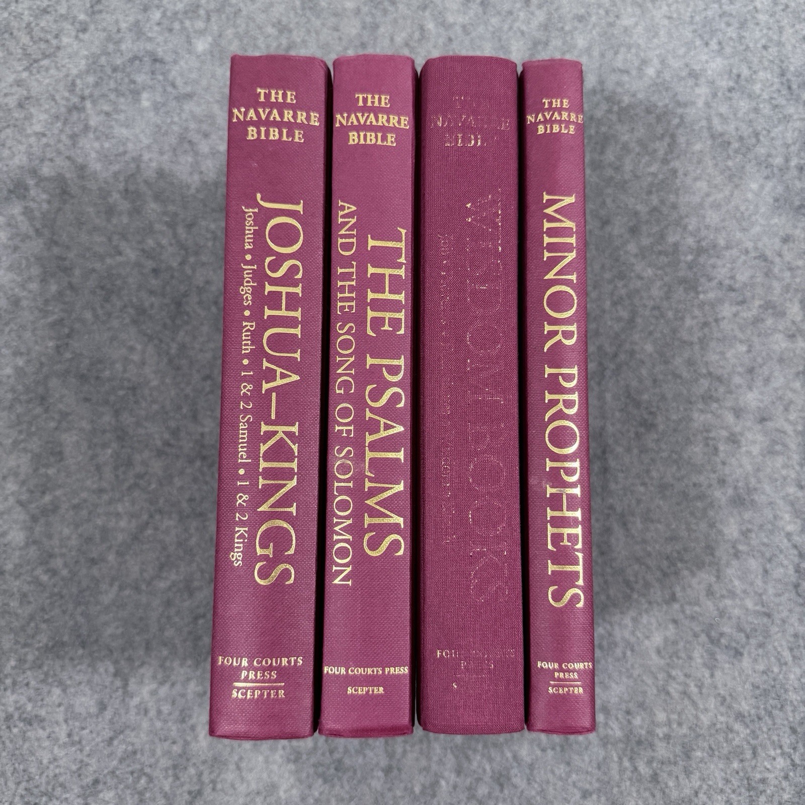 [Lots of 4] The Navarre Bible Joshua-King/The Psalms/Minor Prophets/Wisdom Books