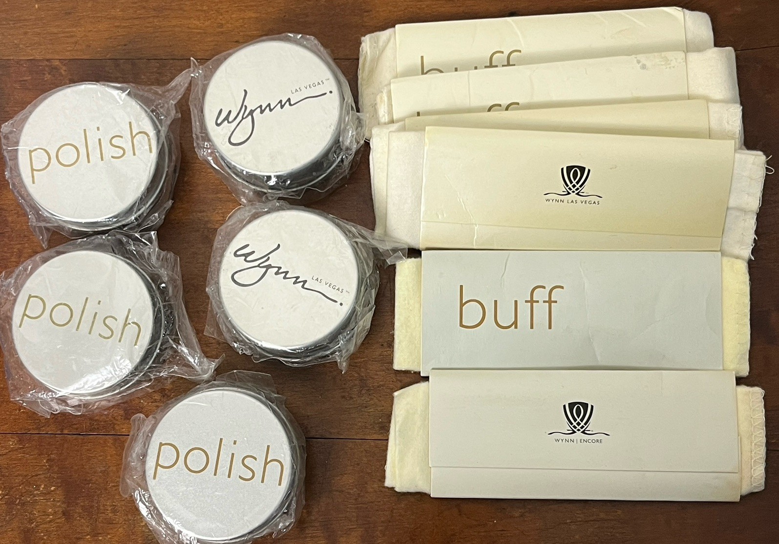 Wynn Las Vegas Casino Encore Hotel Shoe Polish Tin Case Buff Cloth Sealed Lot 11