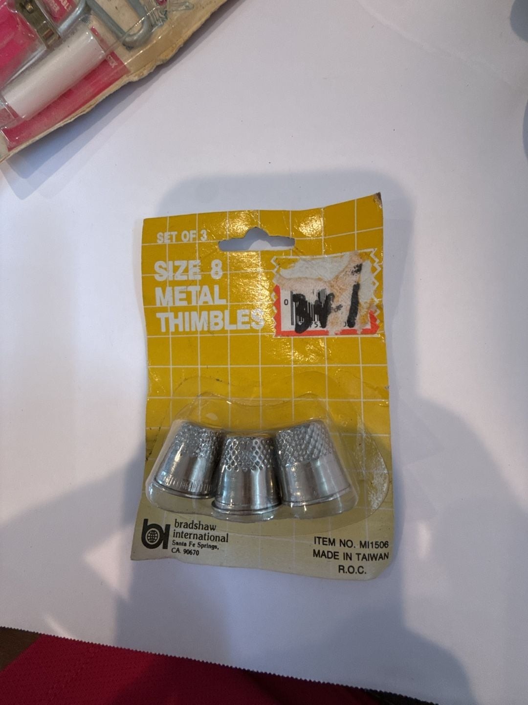 Bradshaw International Size 8 Metal Sewing Thimbles Set of 3 (Item No. MI1506)