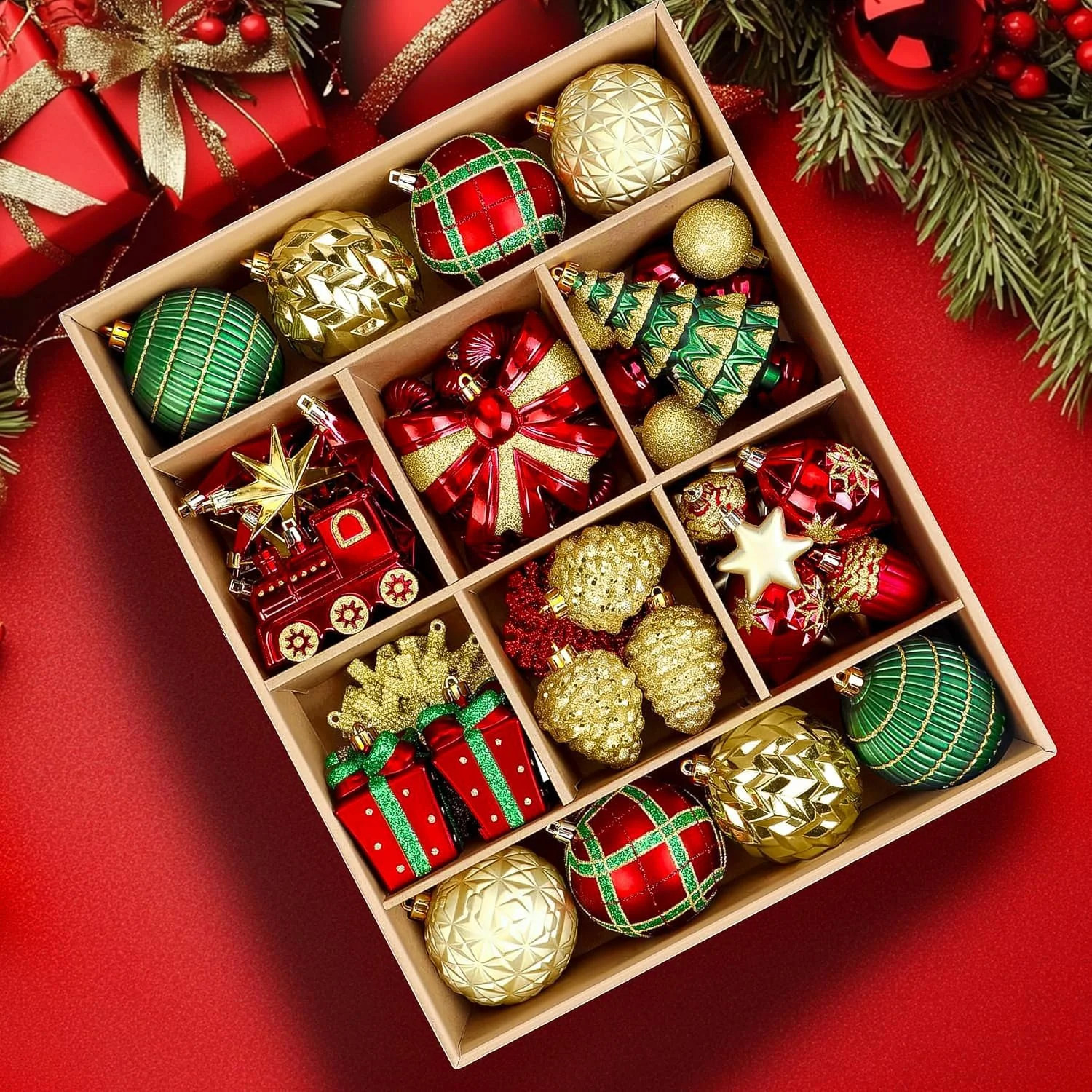 82pcs Classic Christmas Balls Ornaments Set, Red, Green and Gold