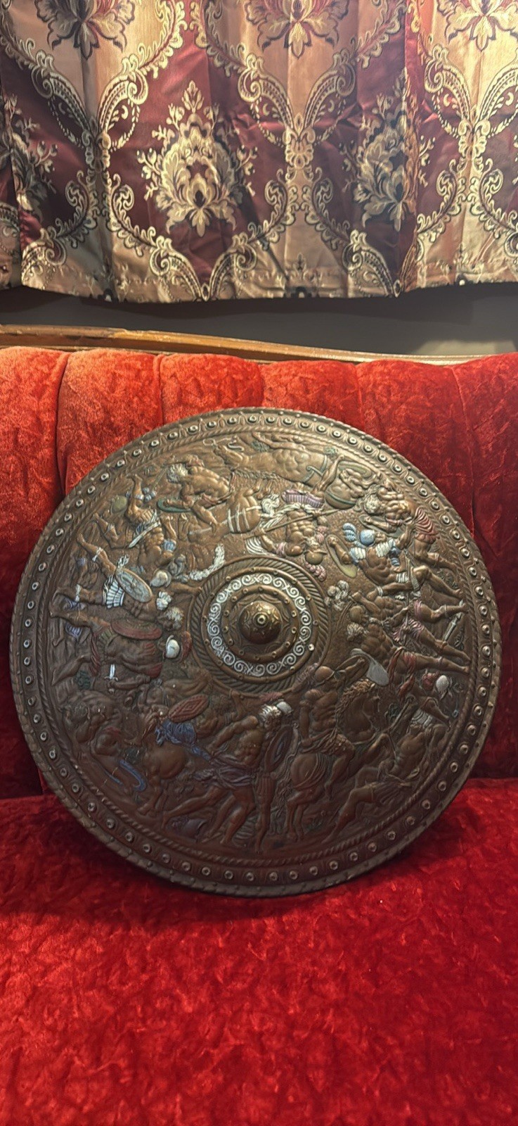 Antique Roman Battle War Bronze Shield Wall Decor Soldiers Horses Plaque 19”x19”