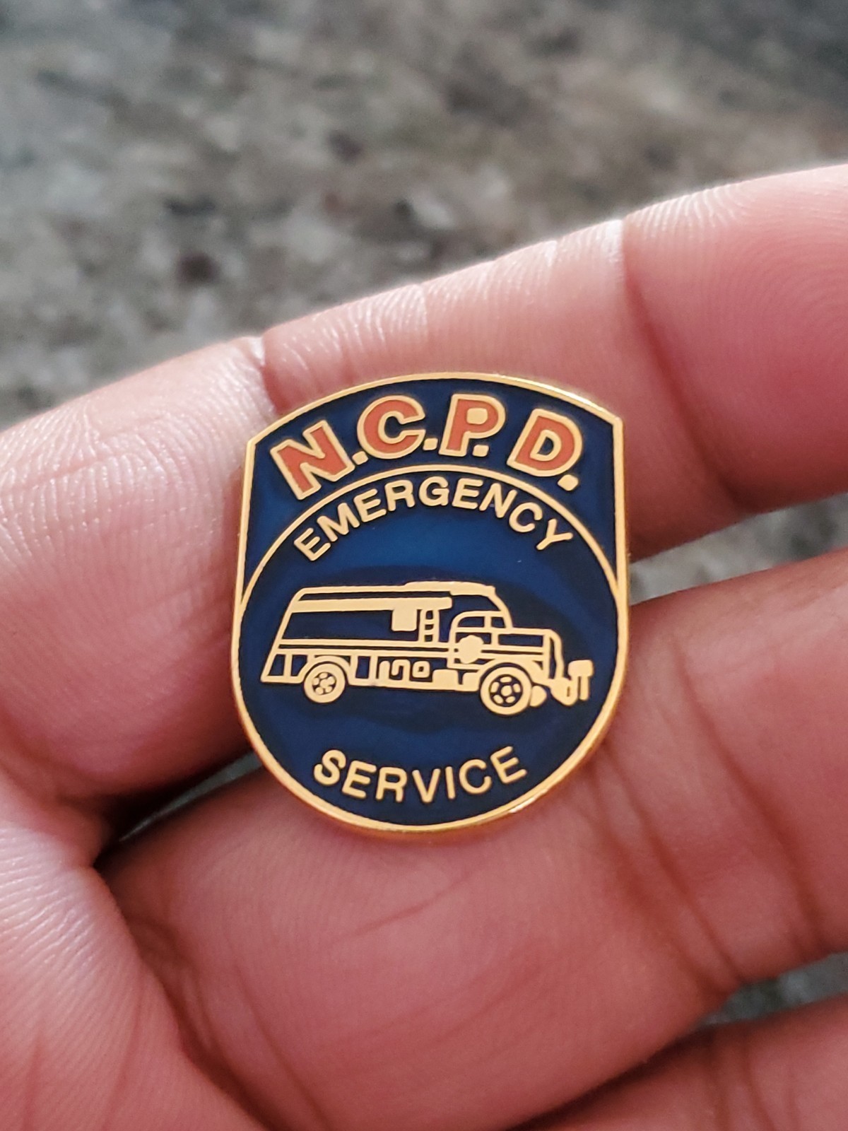 RARE N.C.P.D. Nassau County Police Department Emergency Service Pin