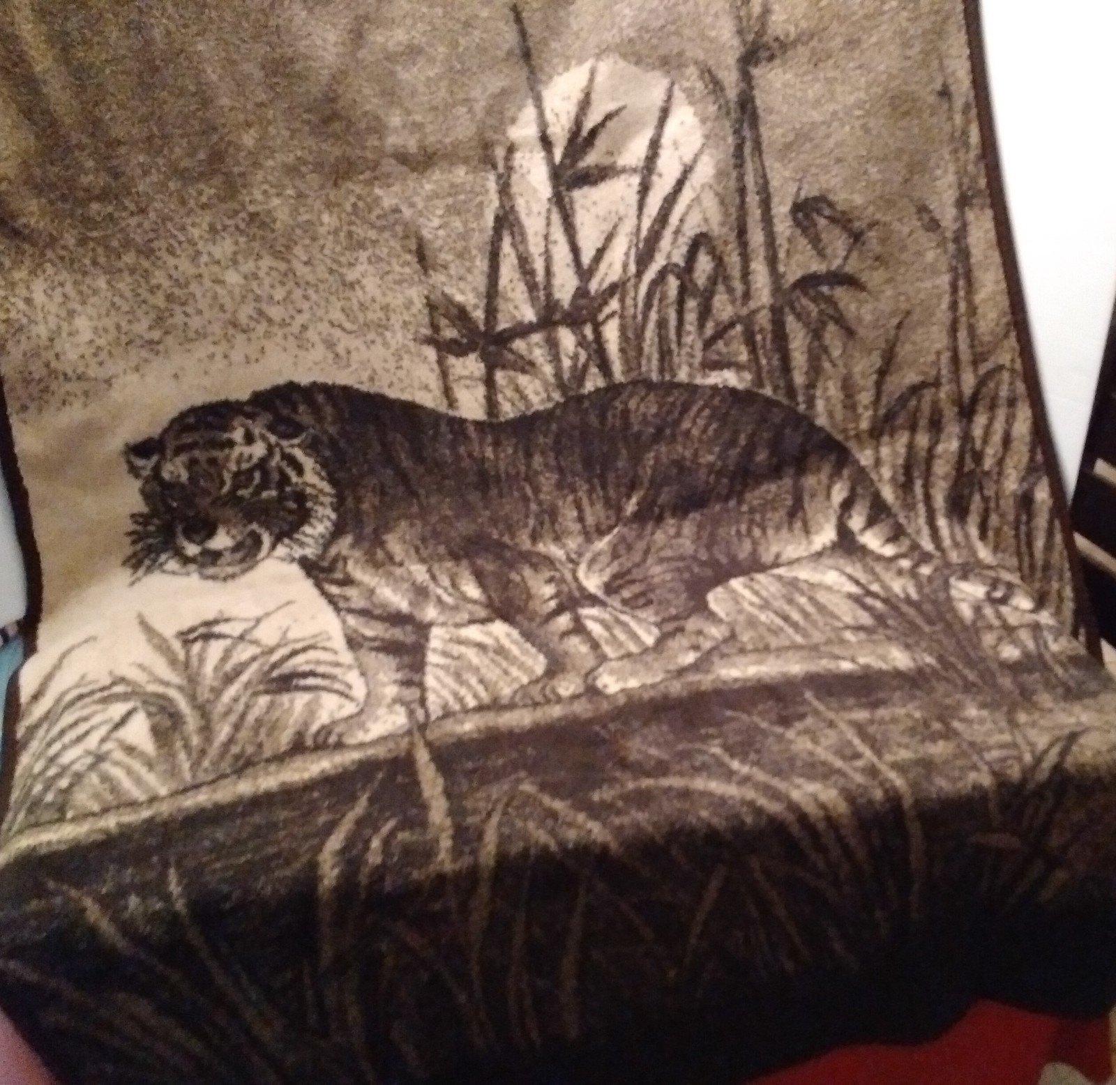 Vintage San Marcos Plush Blanket Heavy Cozy Cabin Big Cat Tiger Wildlife 53x78