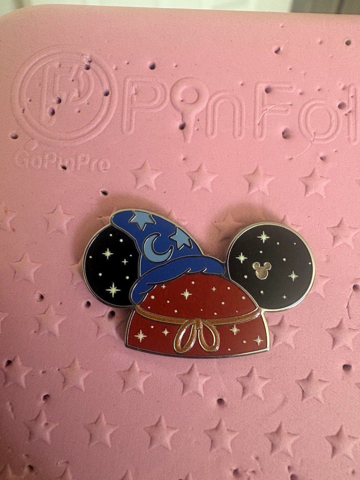 WDW Hidden Disney Mystery Pin 2025 Wave B Chaser Sorcerer Mickey Ear Hat.