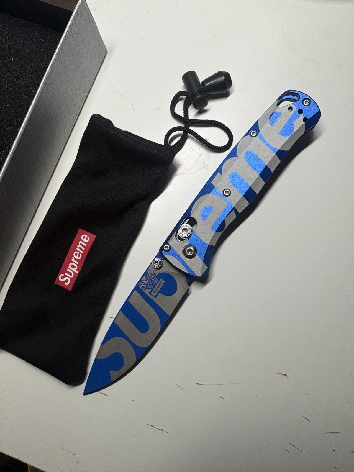 *NEW* Supreme Bugout Blue Pocket Knife Beautiful Piece of ART