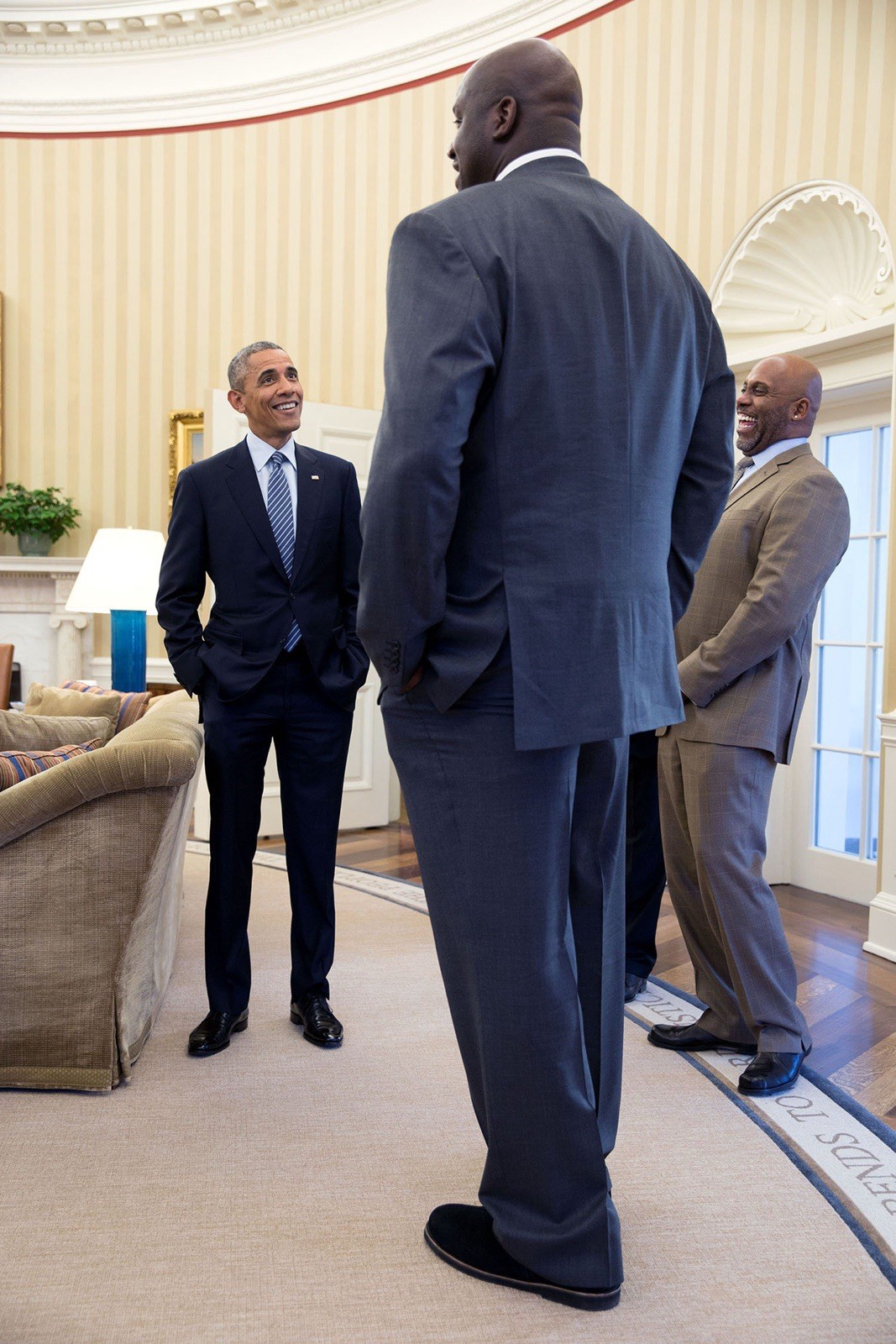 Barack Obama Shaquille ONeal Shaq 4x6 Photo Print Alonzo Mourning Oval Office