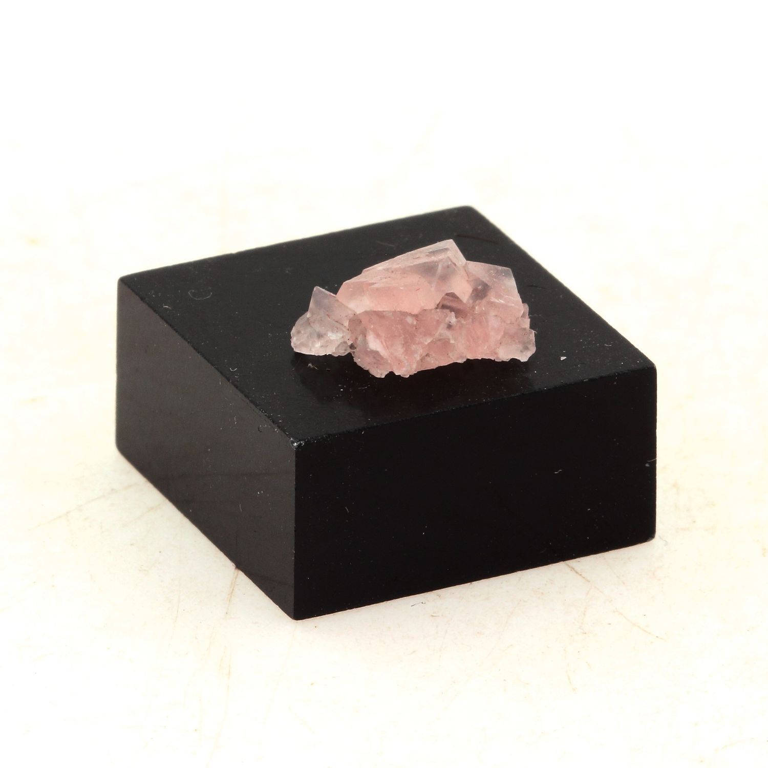 Pink Fluorite. 2.55 Ct. Talèfre, Mont-Blanc Massif, France.