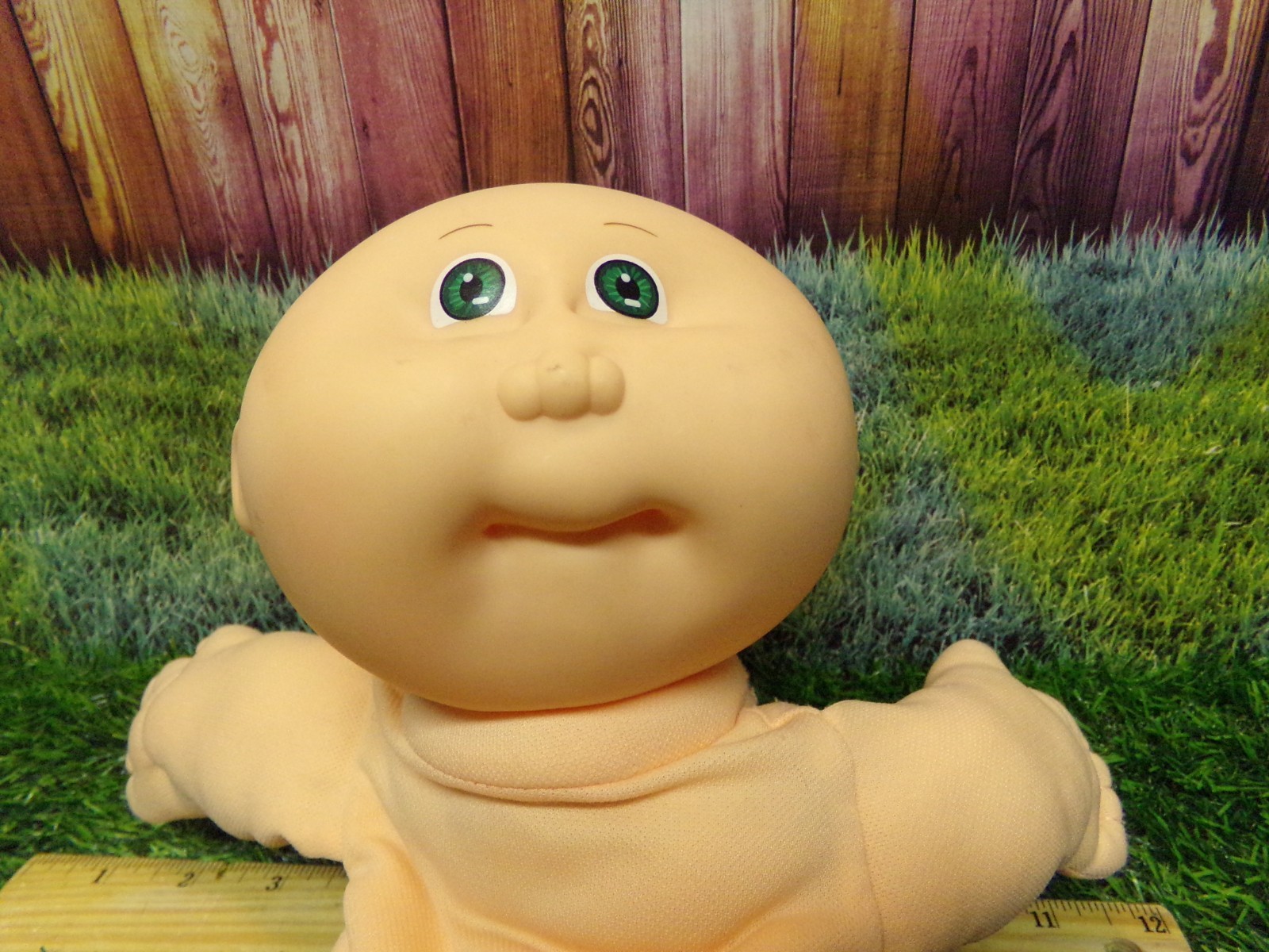 CABBAGE PATCH KID DOLL HASBRO  bean bottom   BABY LOOK AT PICS  BALD 0
