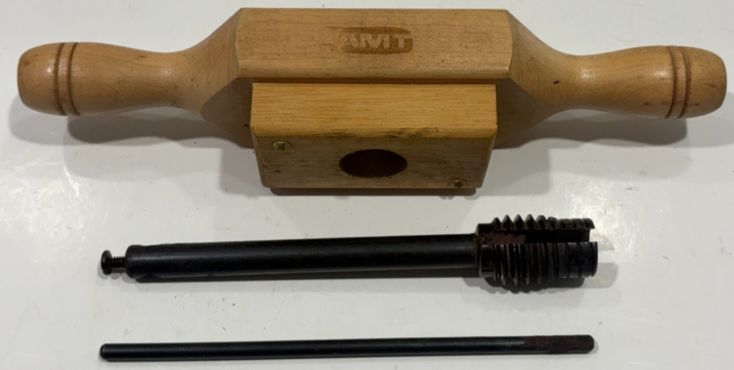 Vintage AMT 1