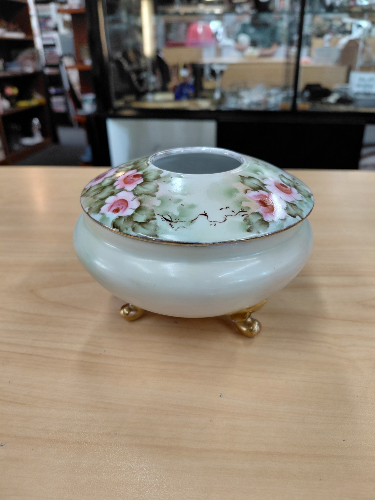 Beautiful Antique Vienna Austria Hand Painted Porcelain Hair Receiver Signed