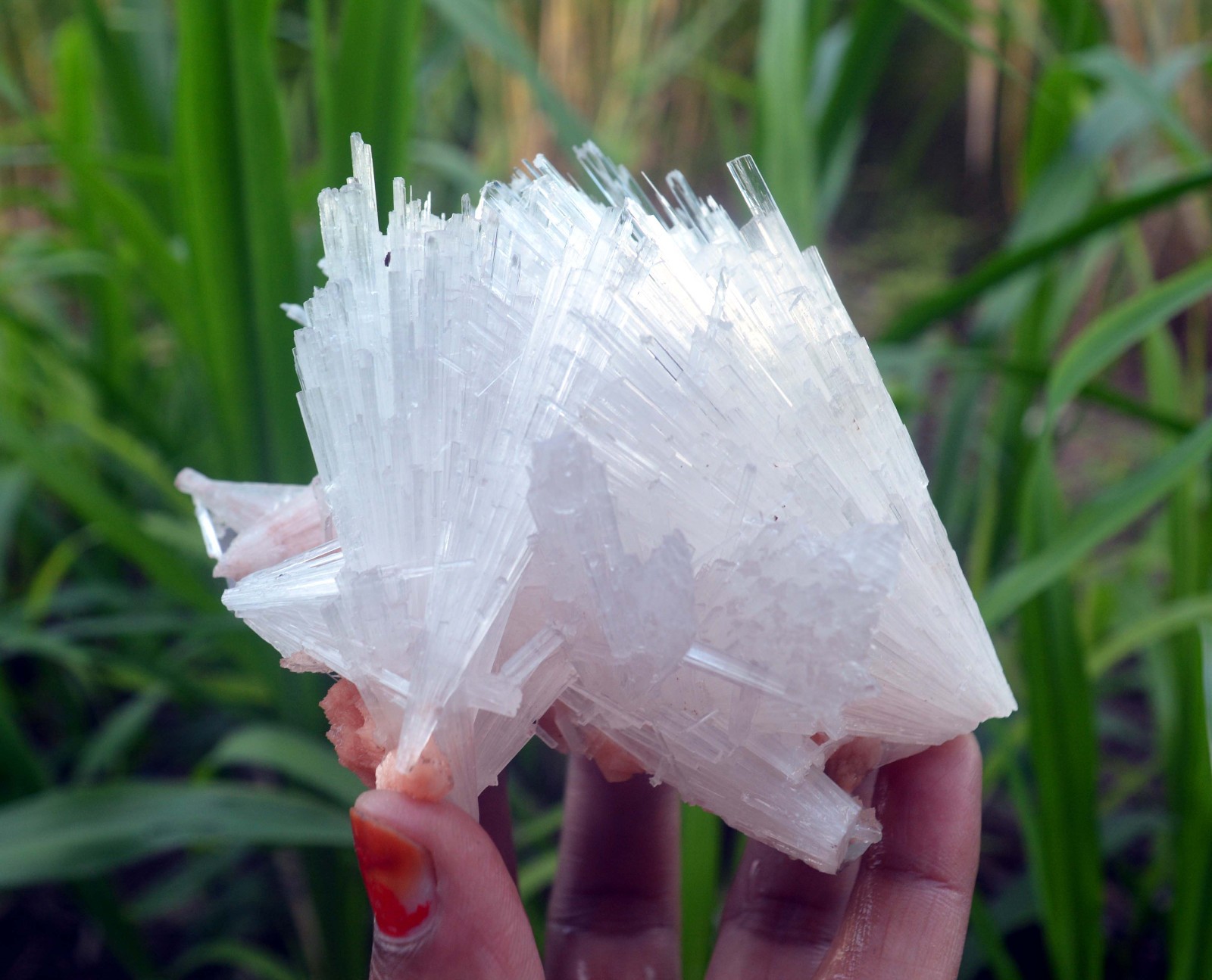 scolecite srpay w/ stilbite formation minerals specimen2 j-7