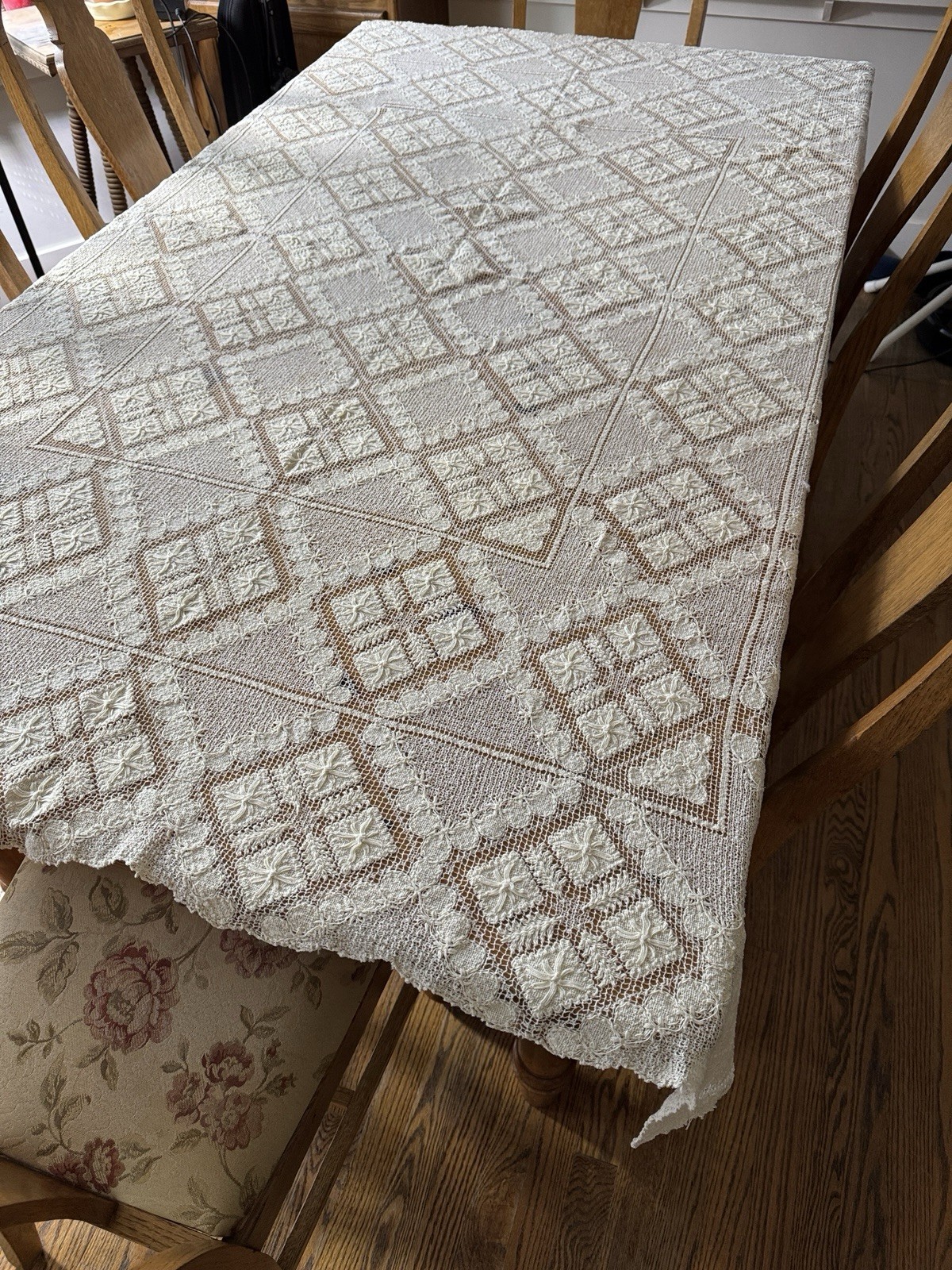 Gorgeous Antique Swedish Filet Lace Tablecloth Or Coverlet Ivory 60x80 HOLIDAY
