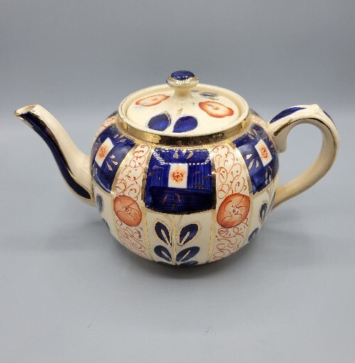 Vintage Sudlow’s Burslem England Gaudy Welsh Teapot Holds 36 Oz.