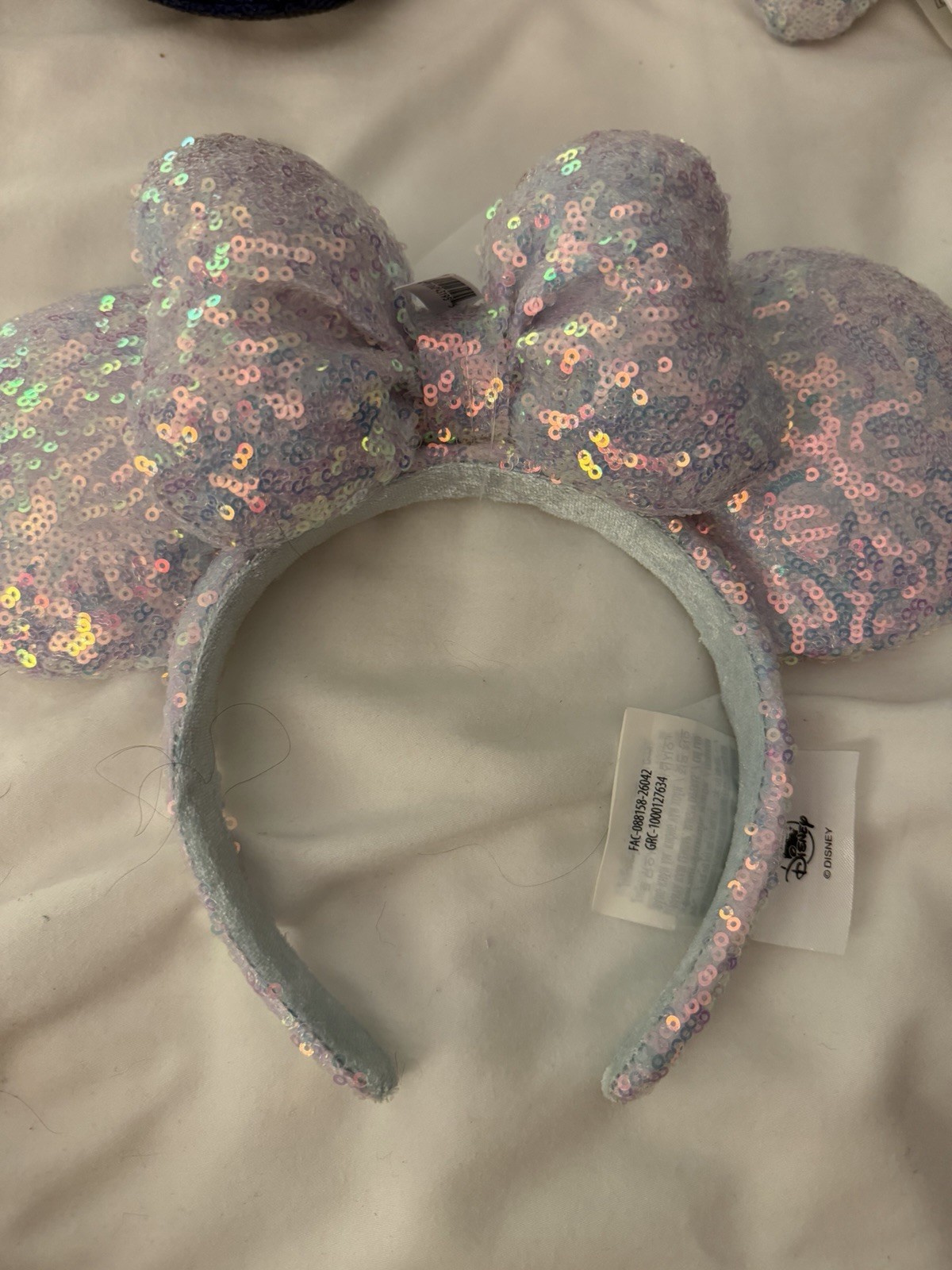 Disney Parks 2026 Iridescent Purple Blue Sequin Minnie Bow Ear Headband NEW
