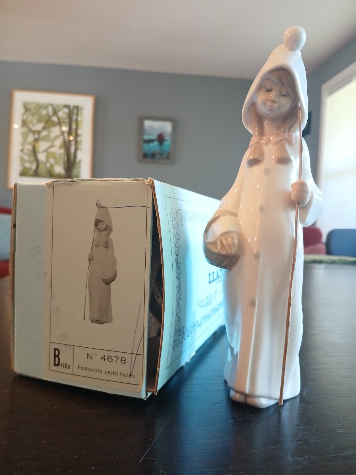 Lladro Children Nativity (Gloss-4678) - Shepherdess w/ Basket, 8 1/2” *IN BOX*