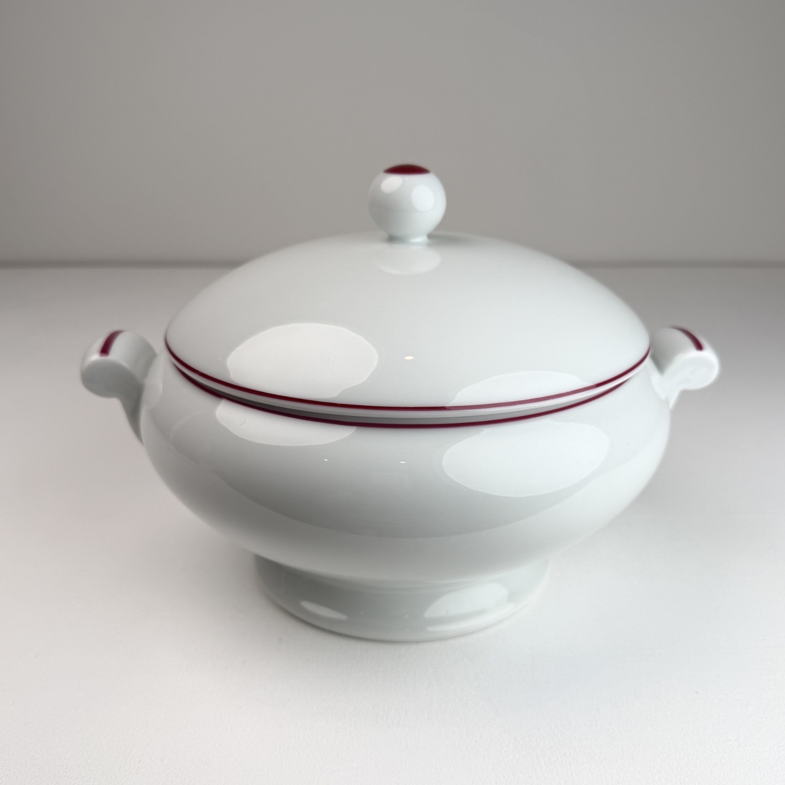 Vintage Limoges Unic France Porcelain Soup Tureen White Crimson Red Trim 11