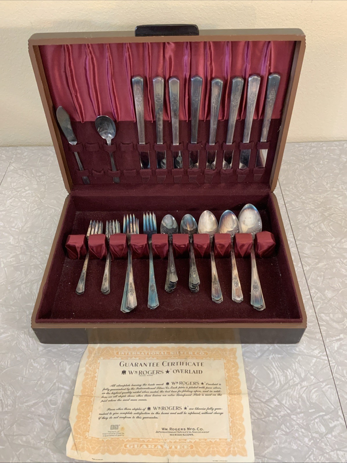Vintage Antique DESIRE WM ROGERS SILVERPLATE FLATWARE 53 pc w/BOX OVERLAID
