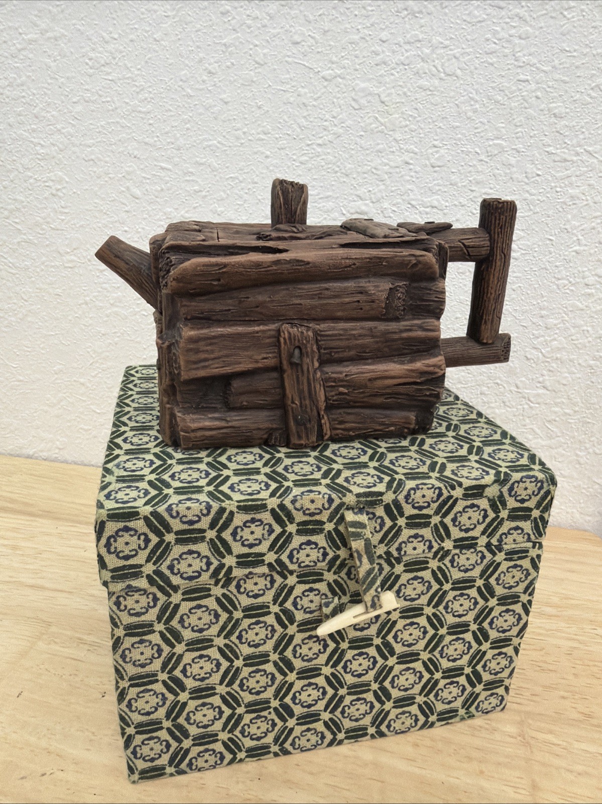 Handmade Chinese Rustic Log Cabin Teapot – Unique Collectible 