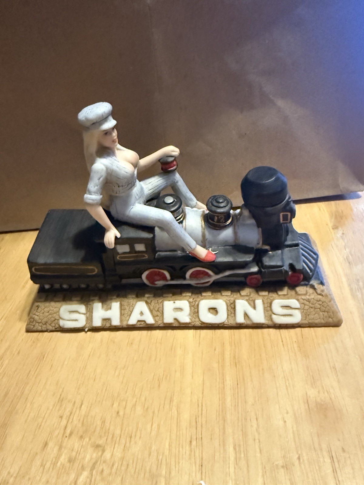 Sharons Brothel Carlin Nevada Decanter DUG 91 Passing Through Since 1861 Train￼￼