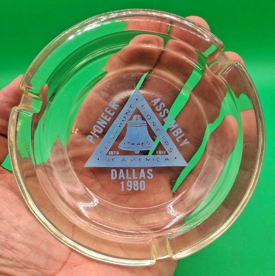 VTG Round Glass 1980 Pioneers Assembly Dallas Tx Ashtray Rotary Telephone Design