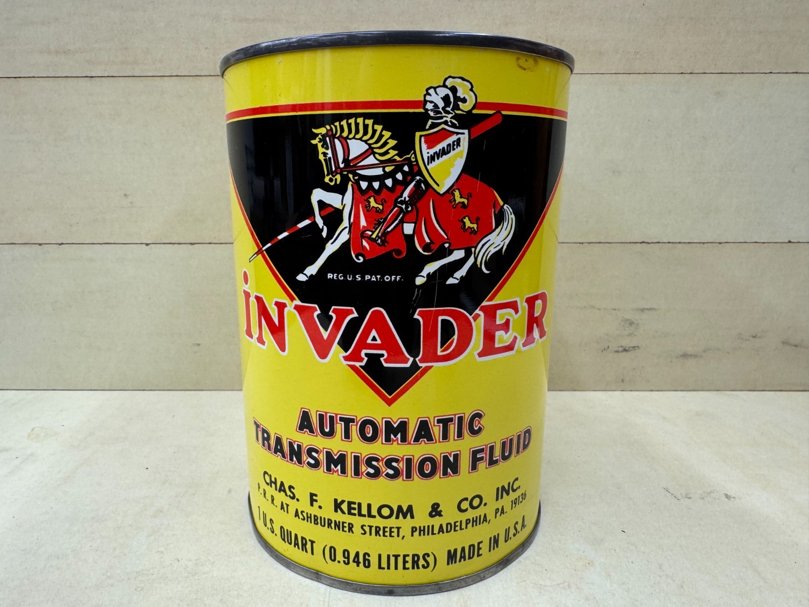VINTAGE FULL NOS~ INVADER TRANSMISSION FLUID 1 QT METAL CAN~ NICE CAN