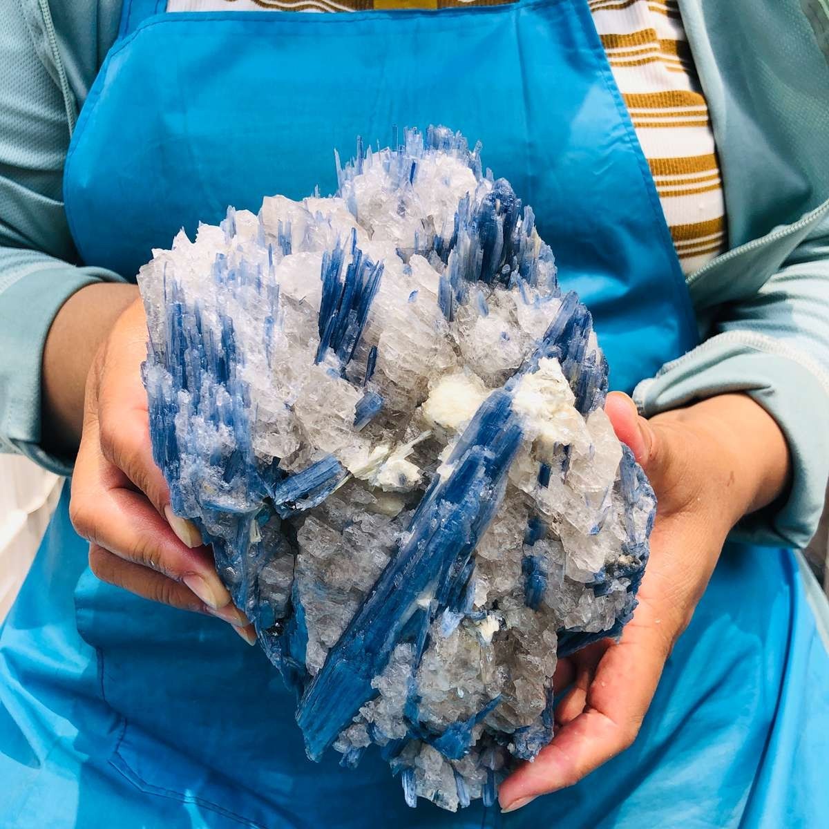 5.56LB Rare Natural beautiful Blue KYANITE with Quartz Crystal Specimen Rough