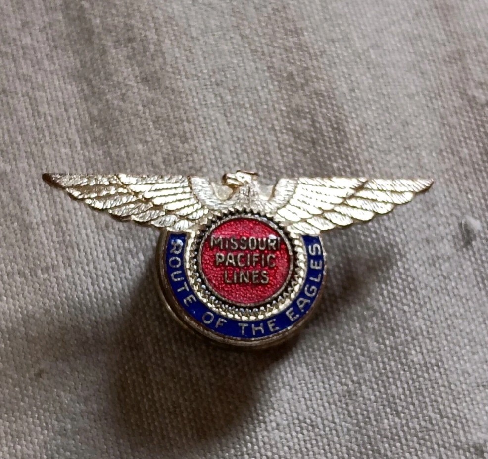 Vintage Missouri Pacific Railroad Route Of The Eagles Screw Back Button.