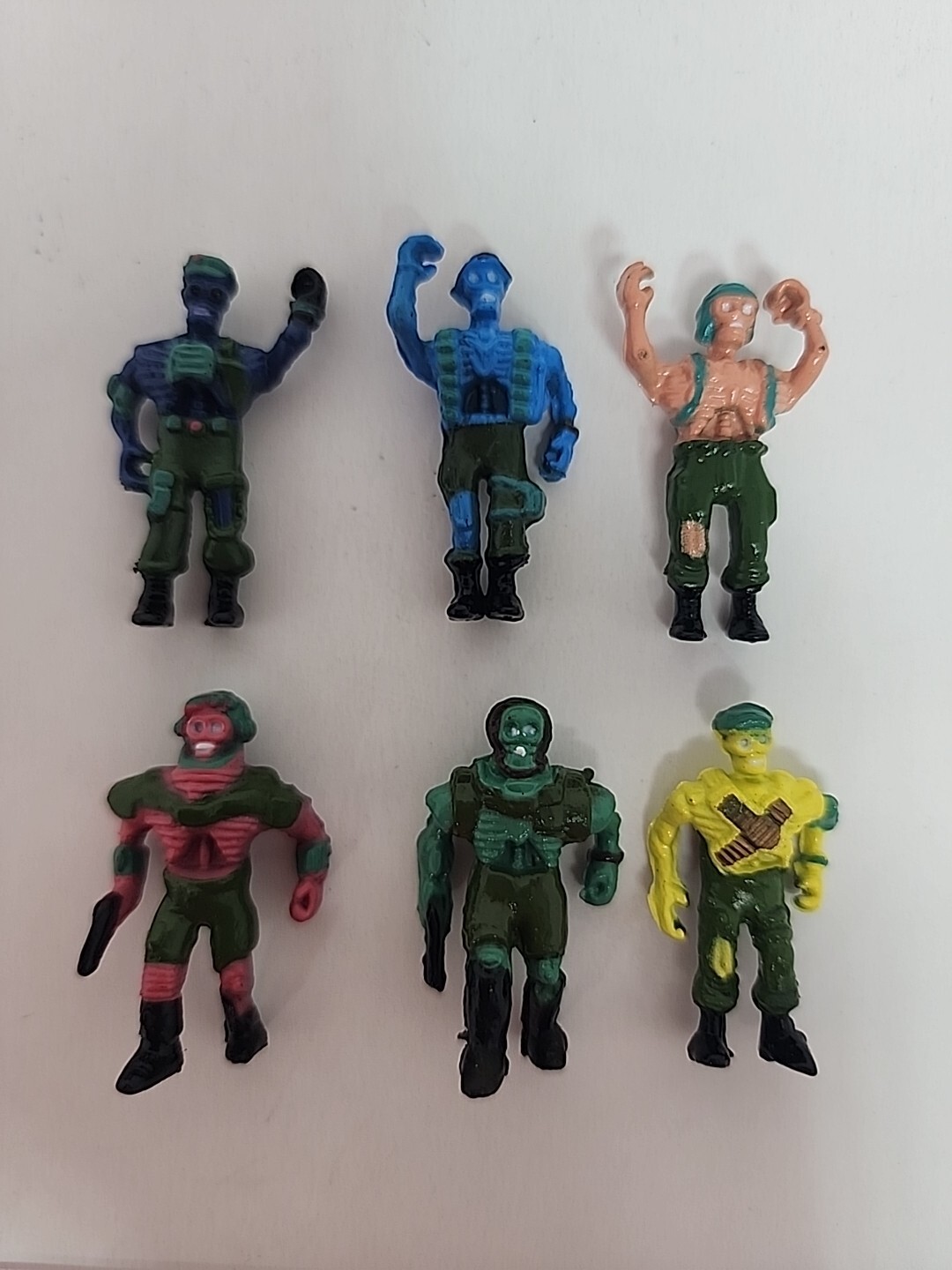 Vintage 6 Mini Figures Little Zombie Soldiers Vending Toy Prizes SKU 23