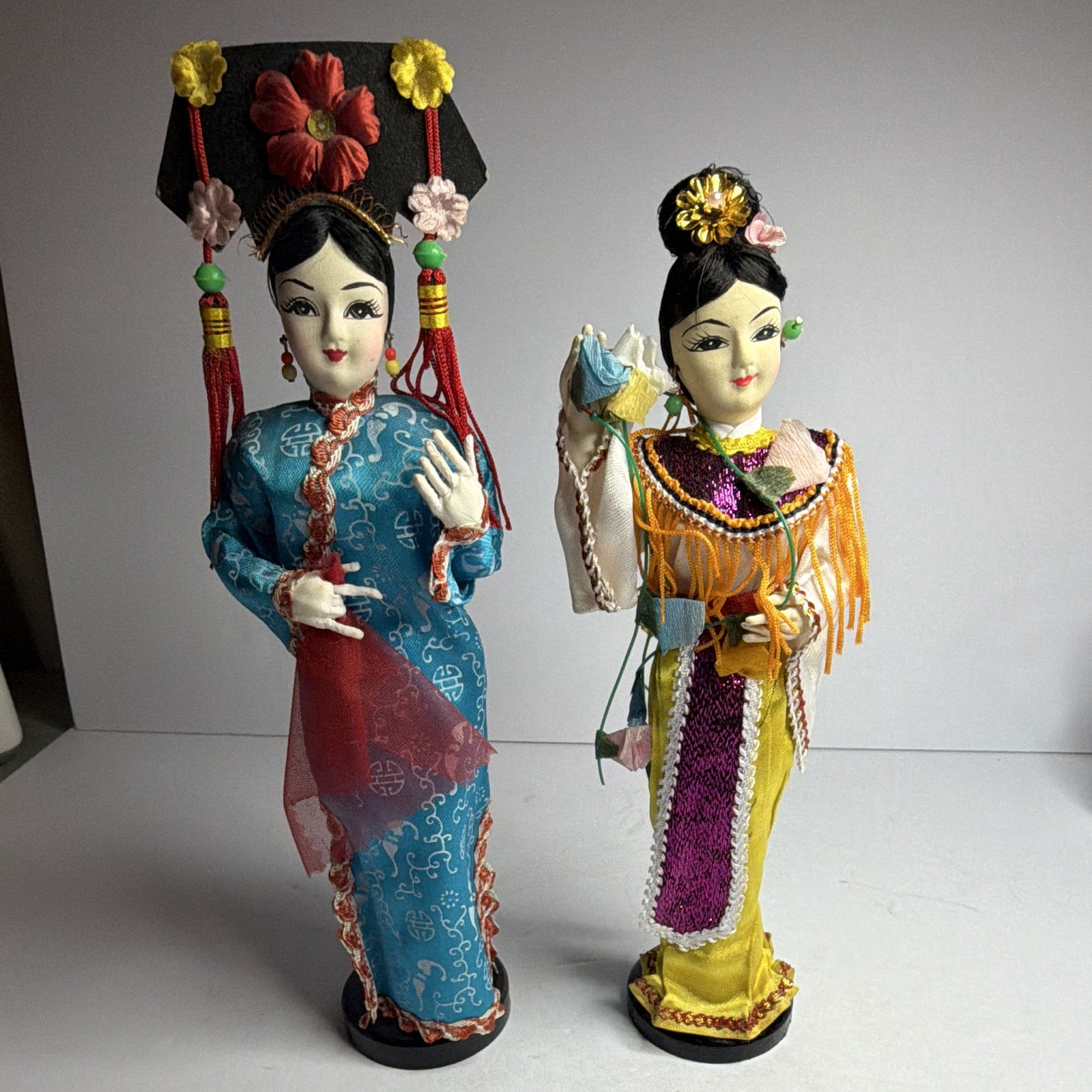 Pair Vintage Chinese Silk Souvenir Dolls 1970s Opera Princess Qing Dynasty 12\