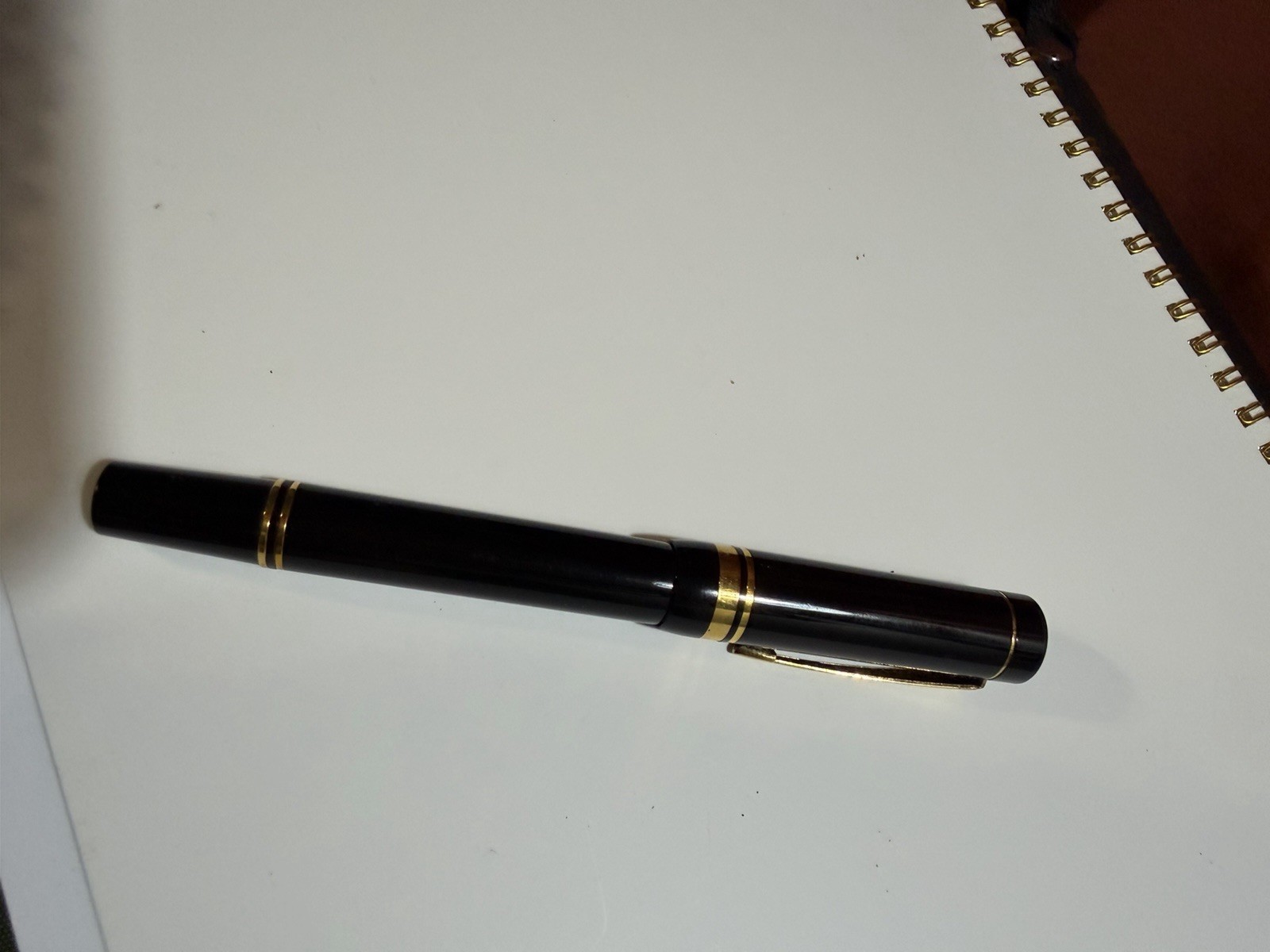 Parker Duofold Centennial Mk I Black GT Fountain Pen 18K Gold Nib UK
