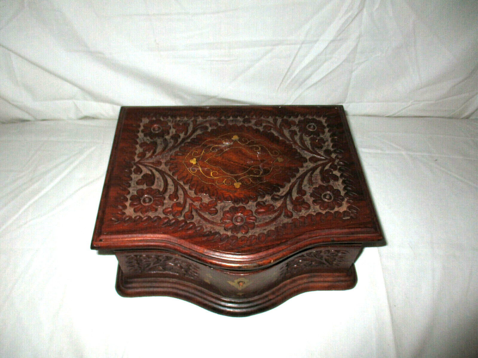 SUPERB Antique Black Forest Ornate Hand Carved Jewerly Box w Brass Inserts inlay