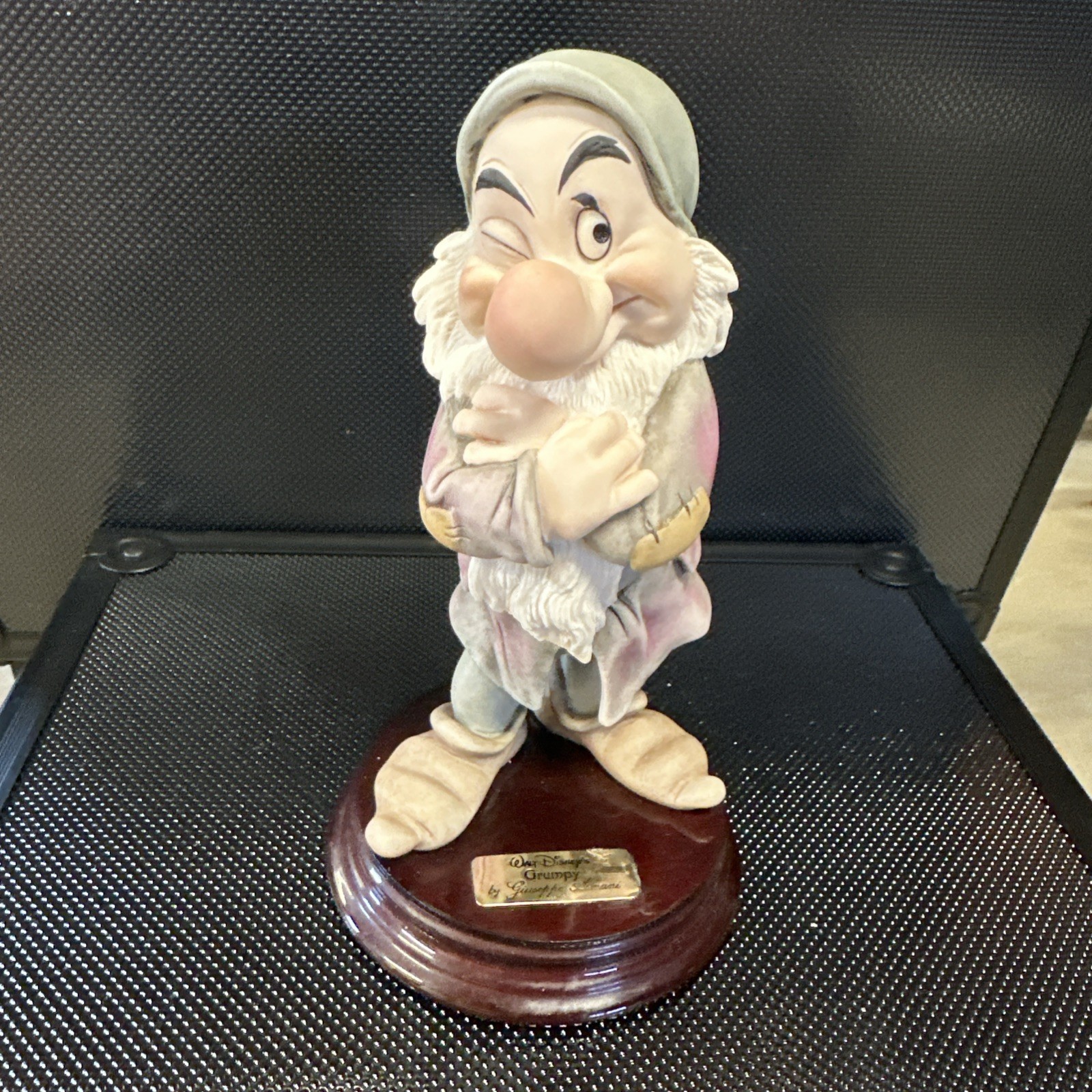 Giuseppe Armani, Disney\'s Grumpy Figurine 1994 Italy 6 1/2 imches