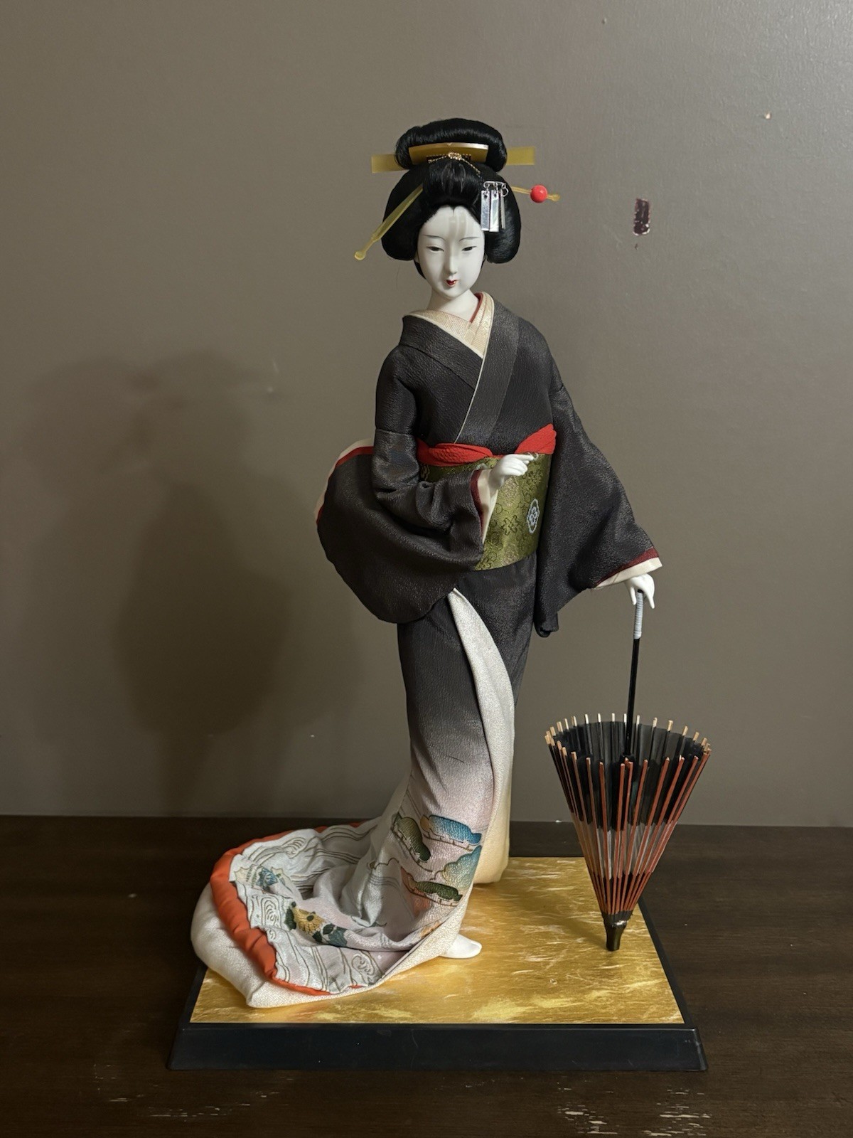 Japanese geisha doll oyama gofun Ningyo doll 17”