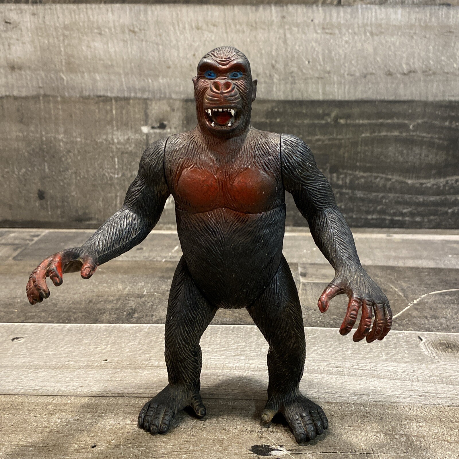 King Kong Vinyl Figure U.K.R.D Vintage 7347716 Rare China 7.5