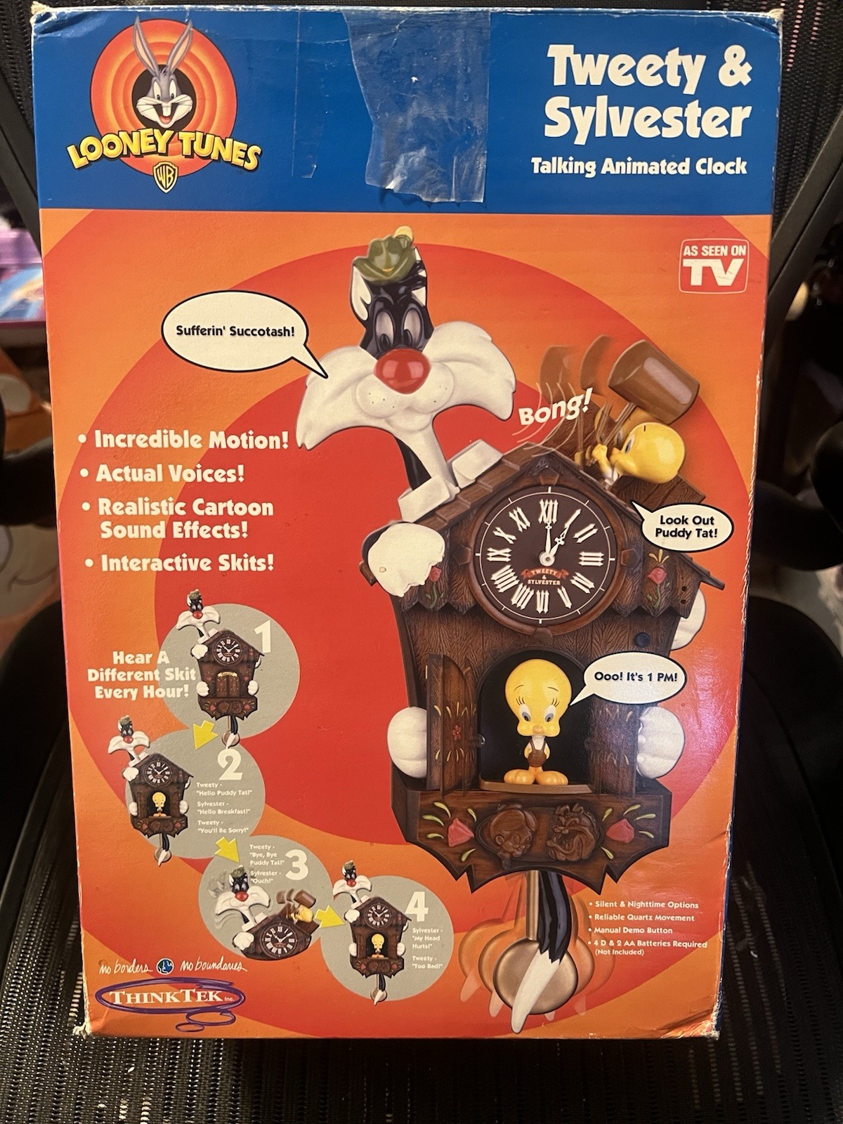 ThinkTek Looney Tunes Tweety & Sylvester Talking Animated Quartz Wall Clock 