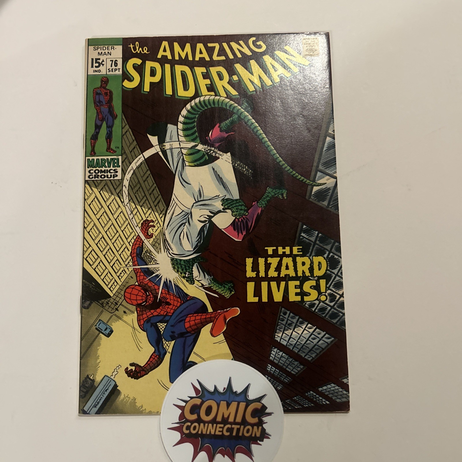 AMAZING SPIDER-MAN #76, 11/1969, .15, First Print, Off White Pages , VF+/8.5
