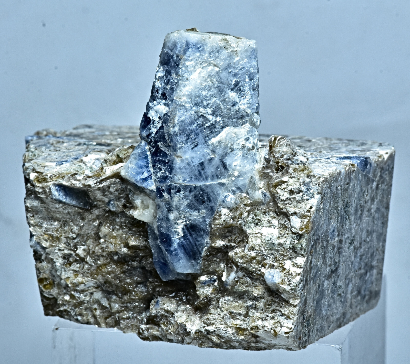 Natural Terminated Sapphire Crystal Specimen From Badakhshan Afghanistan 91 Gram