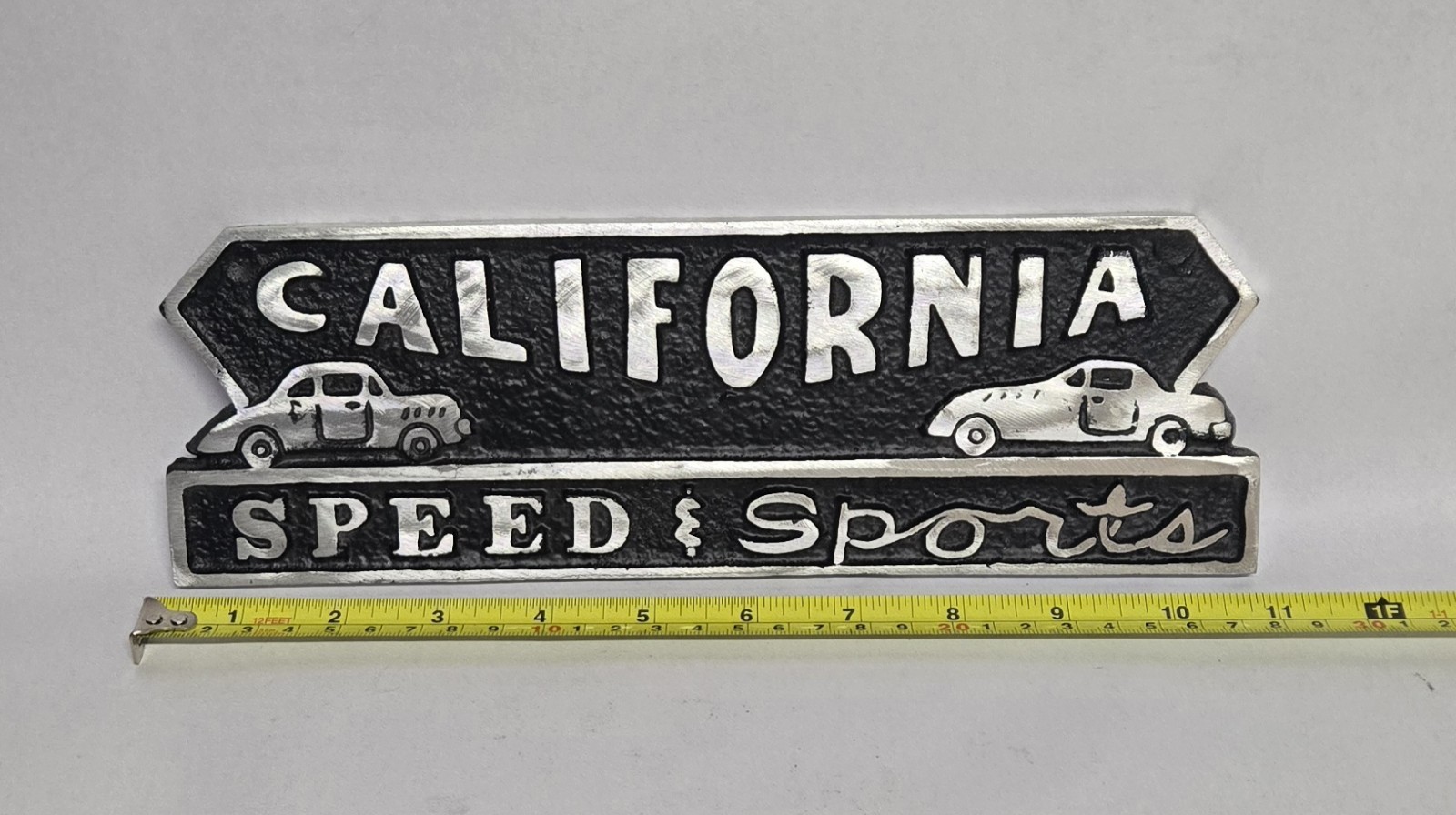 VINTAGE CAST ALUMINUM  CALIFORNIA  SPEED& SPORTS CAR CLUB PLAQUE 