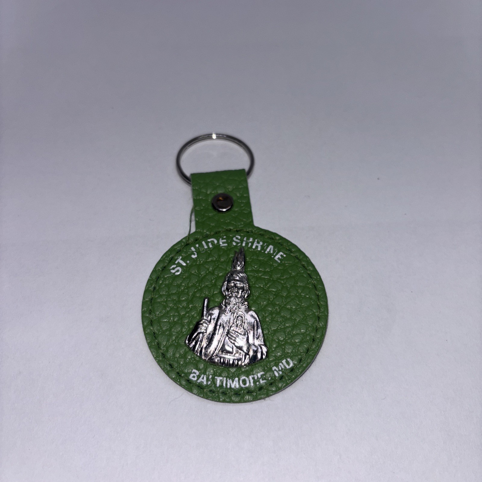 VTG St Jude Thaddeus Shrine Baltimore MD Souvenir Green Catholic Keychain M22