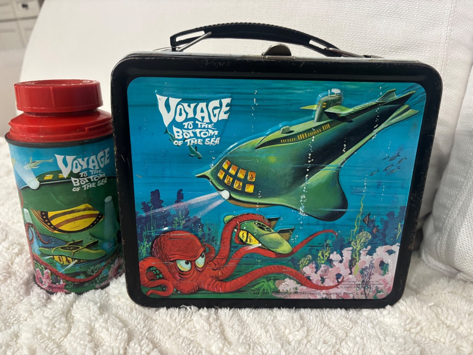 Vintage 1967 Voyage To The Bottom of the Sea Lunch Box and Thermos