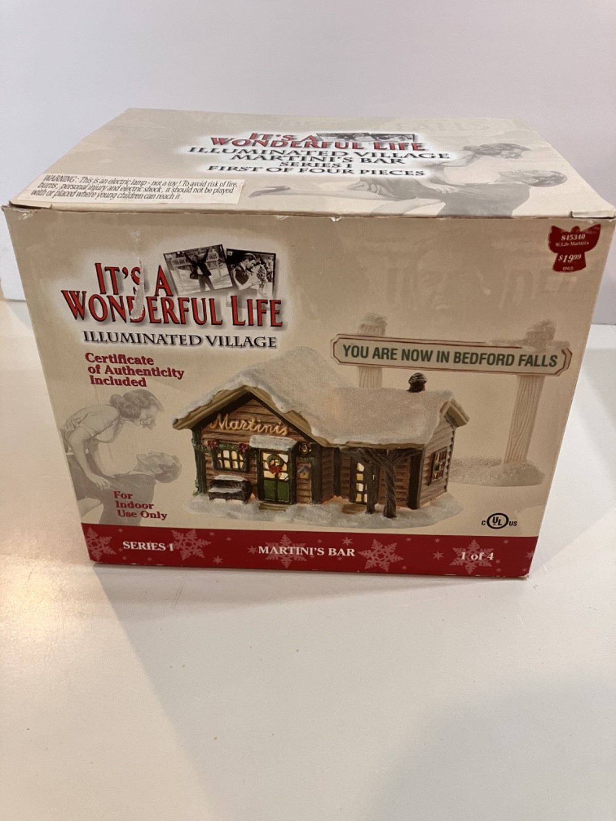 Enesco It's A Wonderful Life Martini's Bar Series 1 Illuminated  Village READ